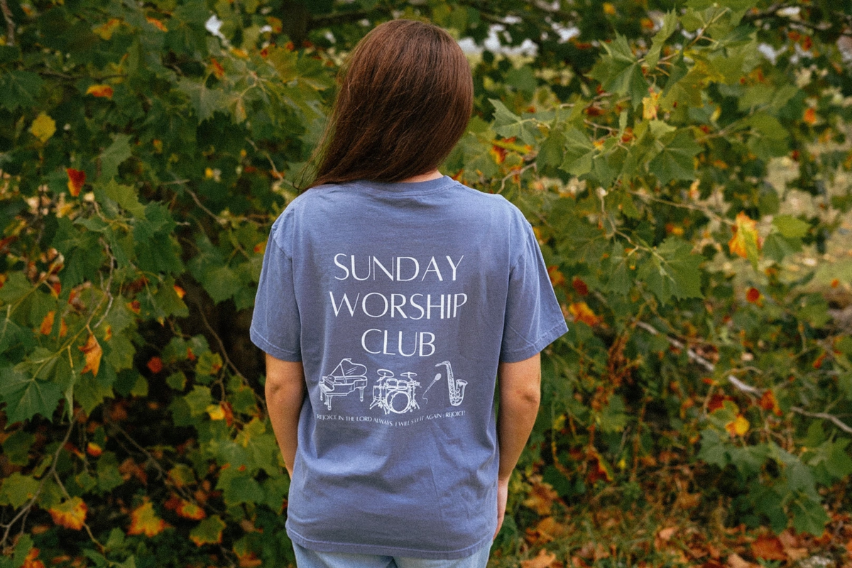 SUNDAY WORSHIP CLUB TEE